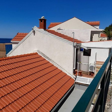 Apartment Danka - Affordable And At The Beach Brist Luaran gambar