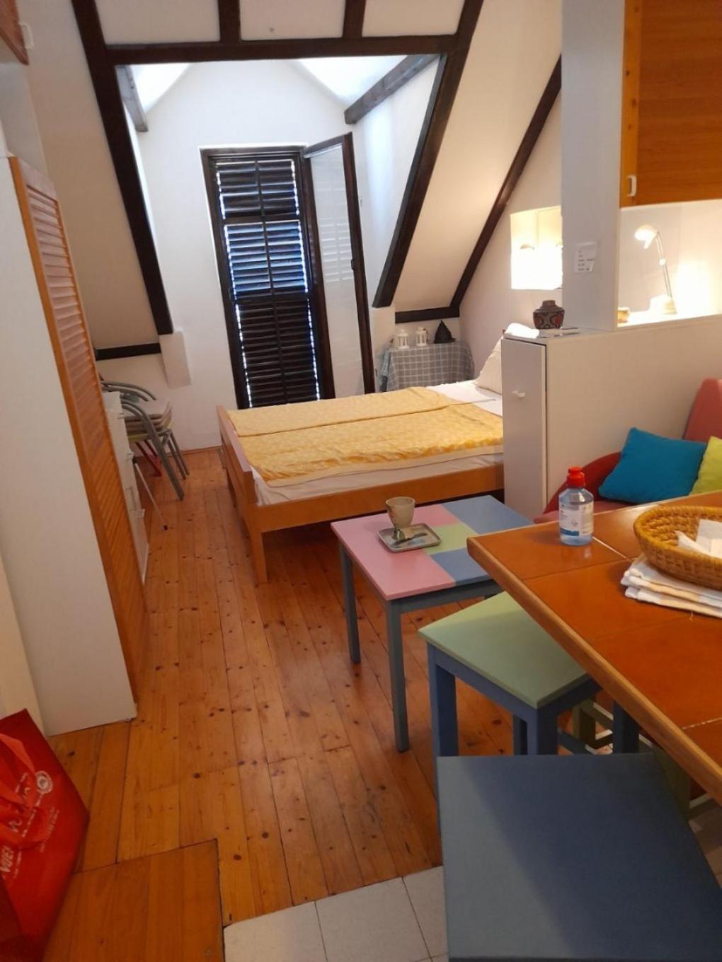 Apartment Danka - Affordable And At The Beach Brist Luaran gambar