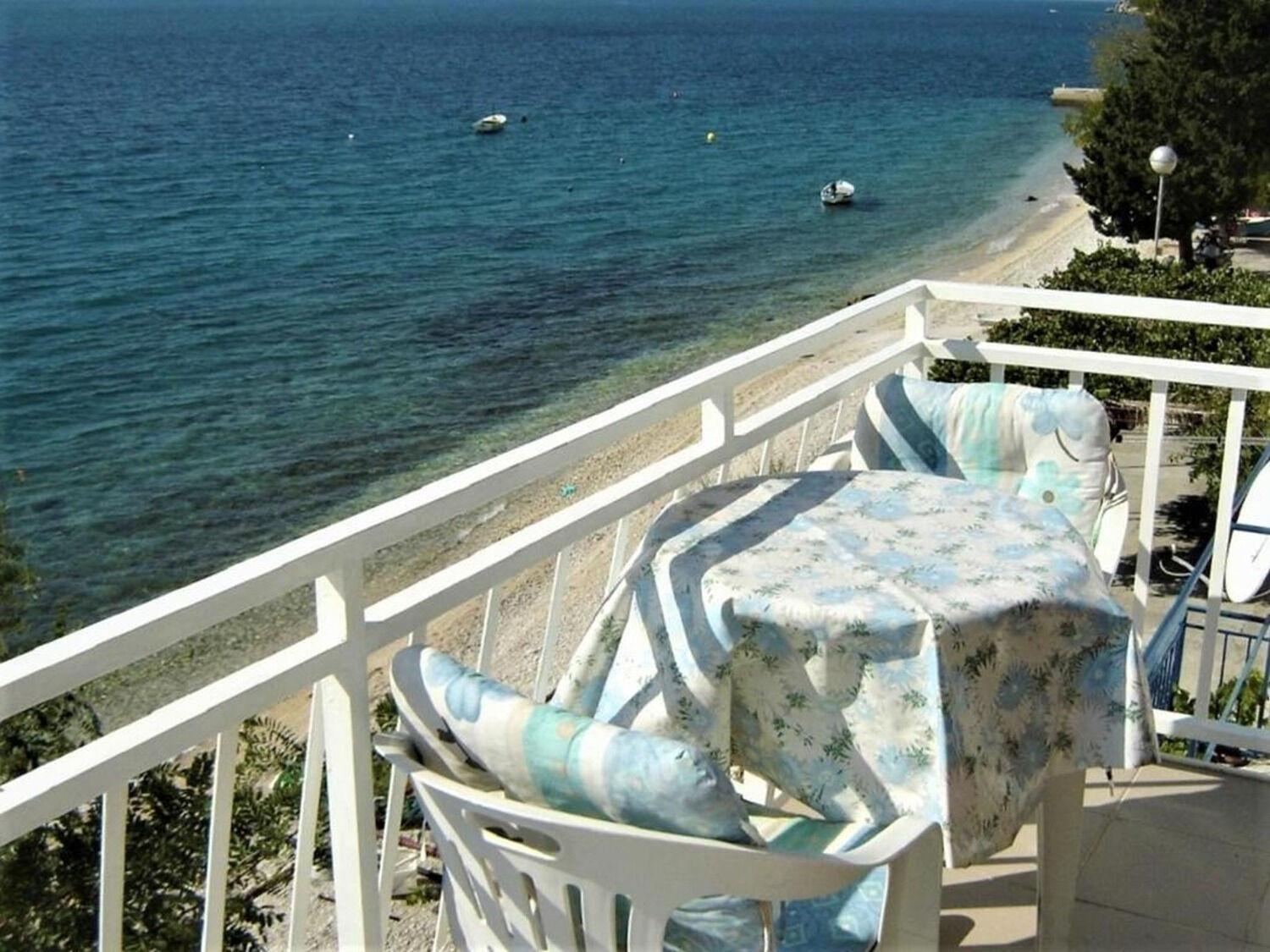 Apartment Danka - Affordable And At The Beach Brist Luaran gambar