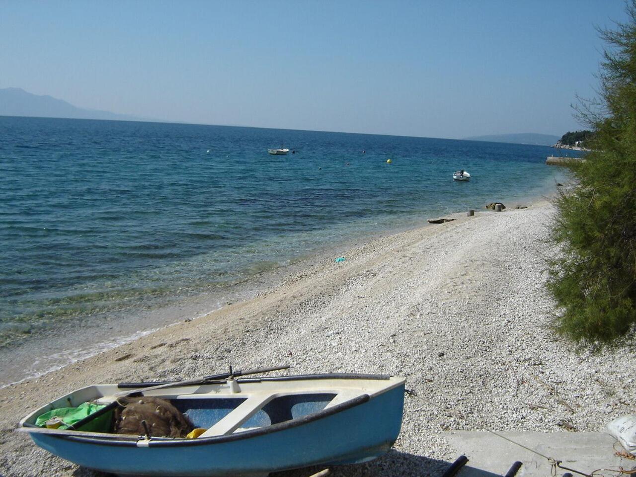 Apartment Danka - Affordable And At The Beach Brist Luaran gambar