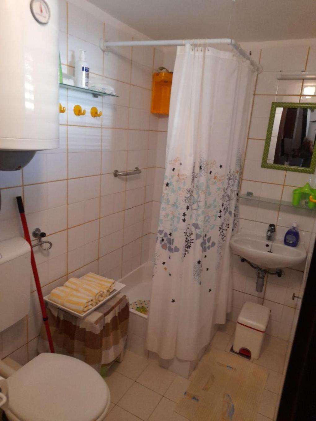 Apartment Danka - Affordable And At The Beach Brist Luaran gambar
